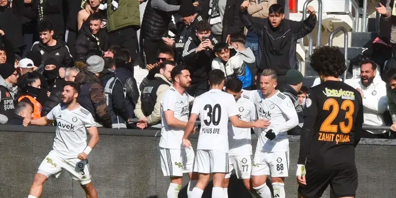 111 yıllık kulübün futbolcuları ayaklandı