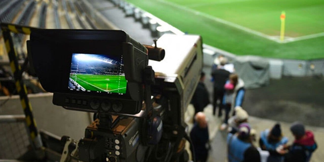 TRT müjdeyi verdi: Kritik maç şifresiz kanalda