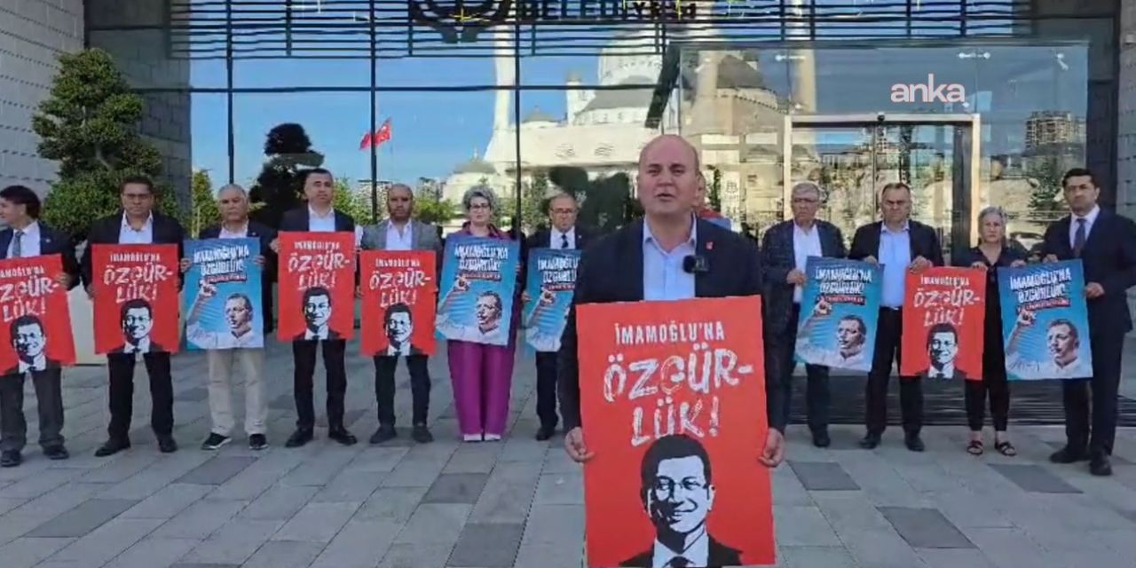 AKP'li Başakşehir Belediyesi'nin Meclis toplantısında İmamoğlu protestosu: Salonu terk ettiler