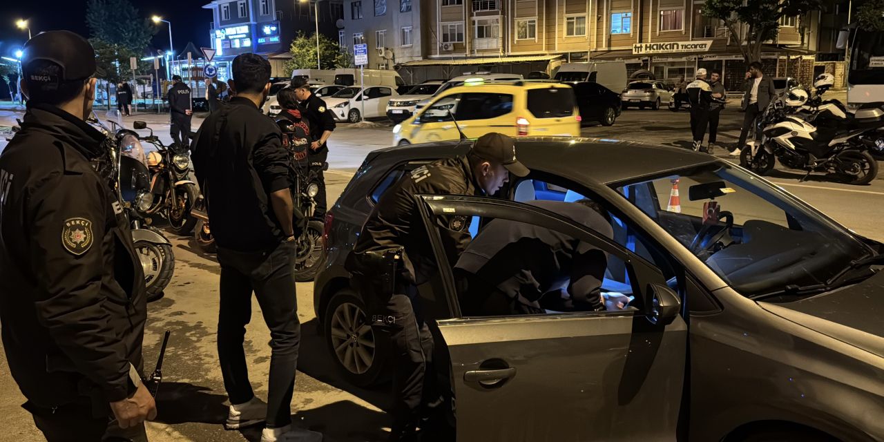 İstanbul Emniyeti'nden şok uygulama: Silah, uyuşturucu ve gözaltılar