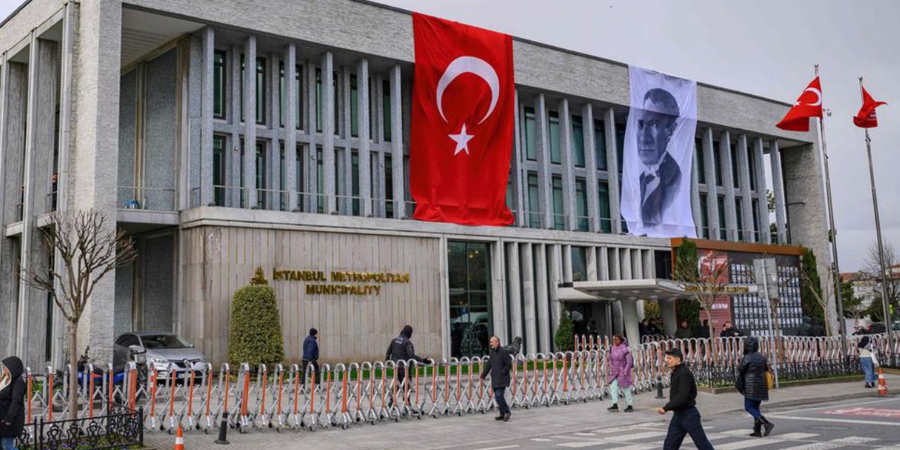 İBB 5. dalga operasyonları: 22 kişi tutuklandı, 14 kişi adli kontrolle serbest