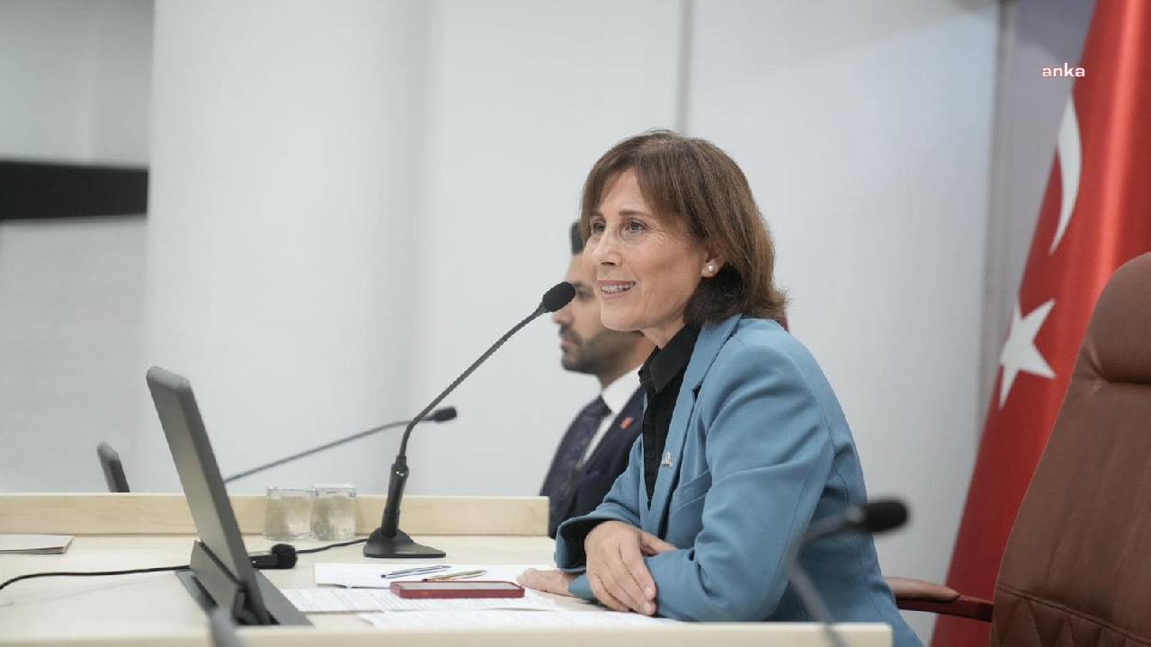 Tutuklanan Oya Tekin: Tutsak edilen şahsım değil Seyhan halkının iradesidir