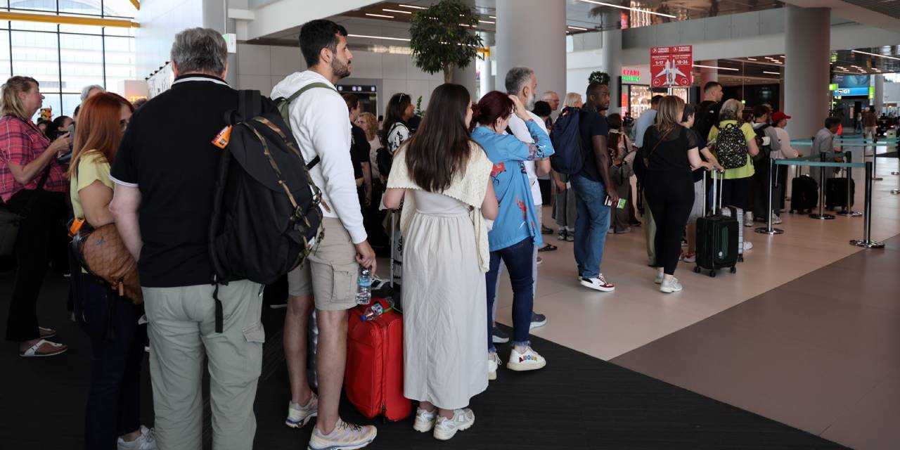 İstanbul Havalimanı'nda kuyruk var: THY rekor kıracak