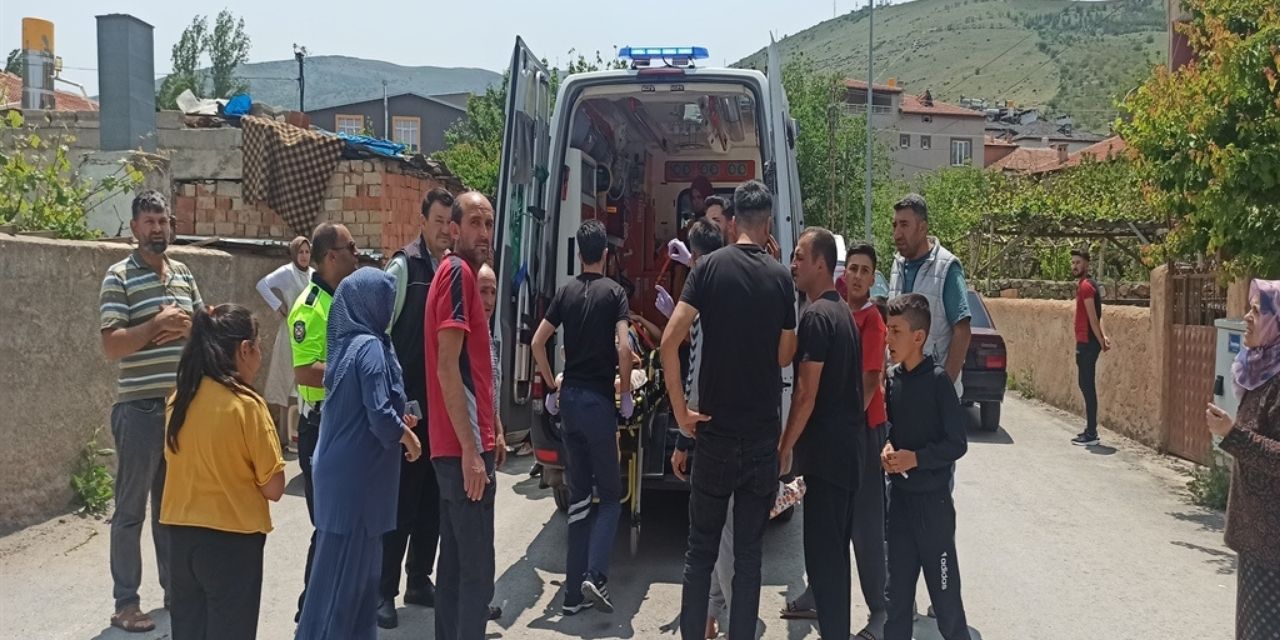 Cip skutere çarptı: 10 yaşındaki çocuk yaralandı