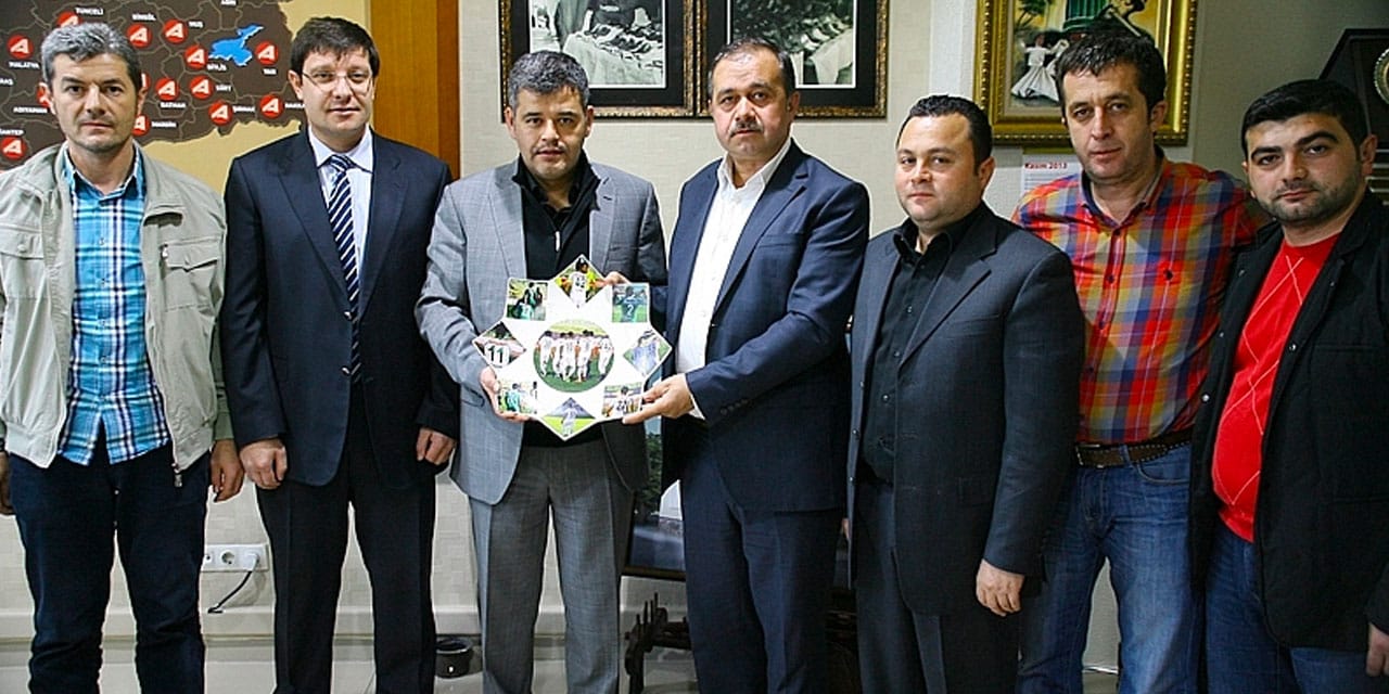 Ünlü iş adamı başkanlığa adaylığını açıkladı