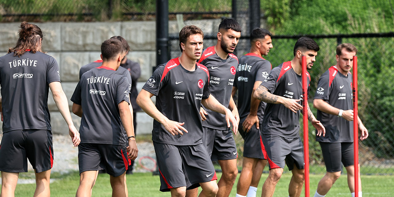 Milli takımı günler kala yıkan sakatlık: Montella geri gönderdi