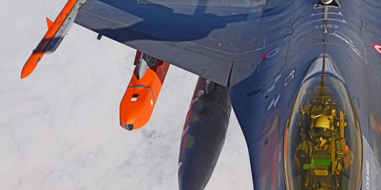 Yerli turbojetle ilk test: SOM füzesi nokta atışı yaptı