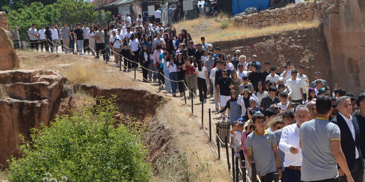 Akın akın geldiler: Otellerde yer kalmadı