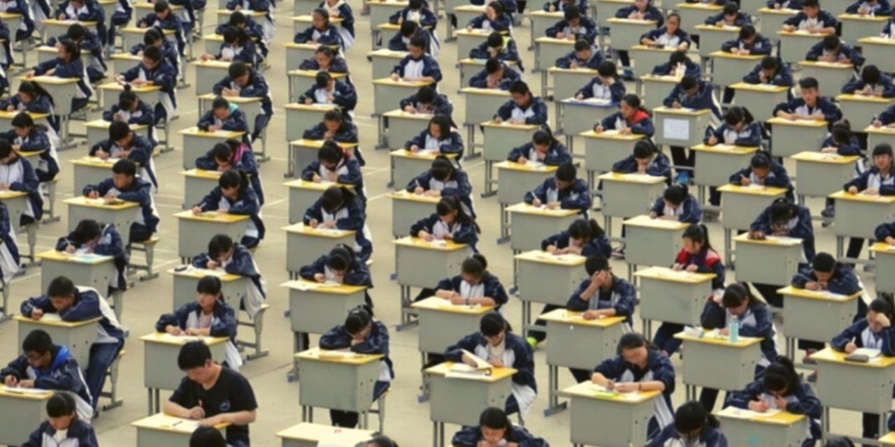 Dünyanın en büyük üniversiteye giriş sınavı başladı: 13,35 milyon aday