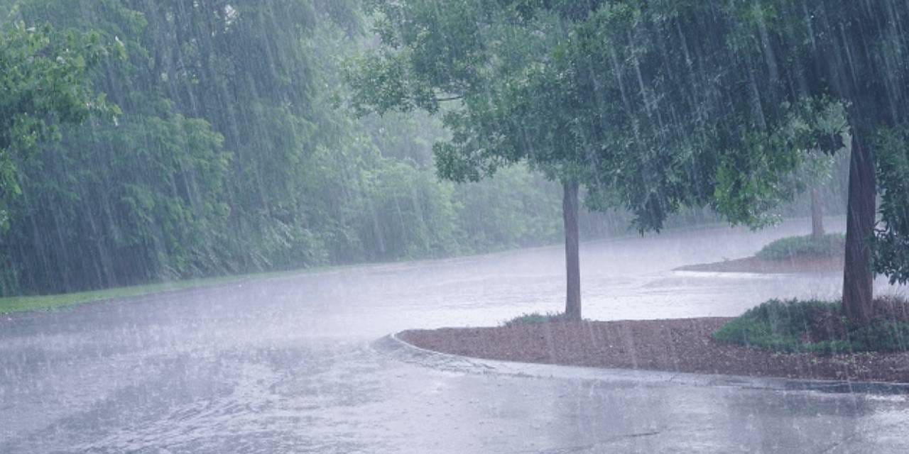 Meteorolojiden öğle saatlerinde gök gürültülü sağanak uyarısı