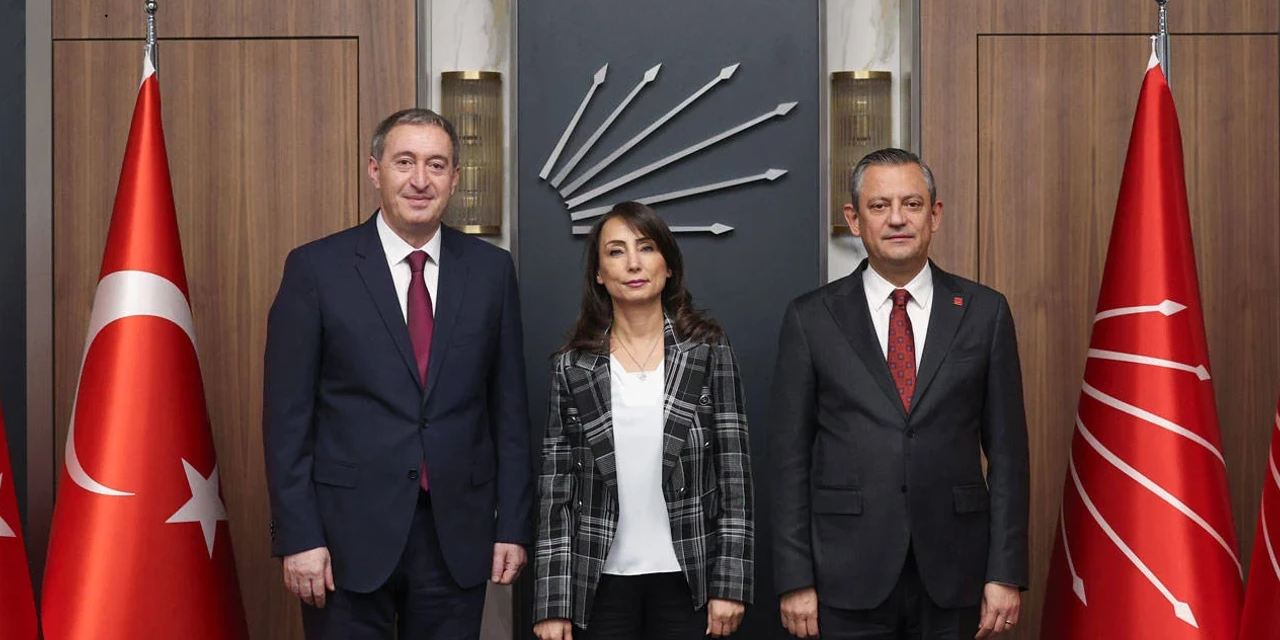 DEM Parti'den, Özel'e geçmiş olsun telefonu
