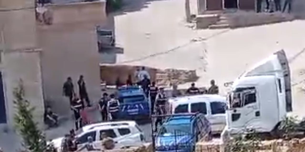 Silahlar arazi için çekildi: 1 ölü, 10 yaralı