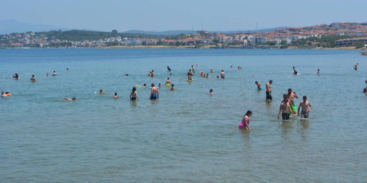 Bayramı fırsat bilip Ayvalık'a koştular: Doluluk oranı yüzde 100'e ulaştı