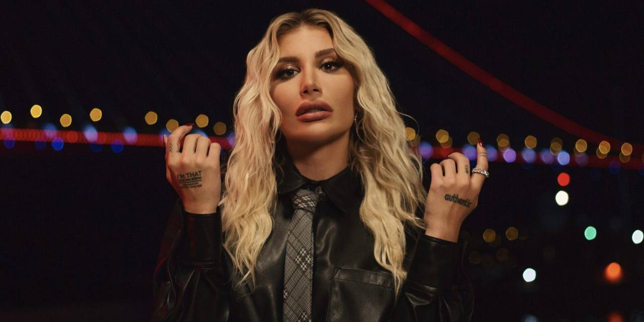 İrem Derici pişman oldu: Üstadımdan özür diliyorum