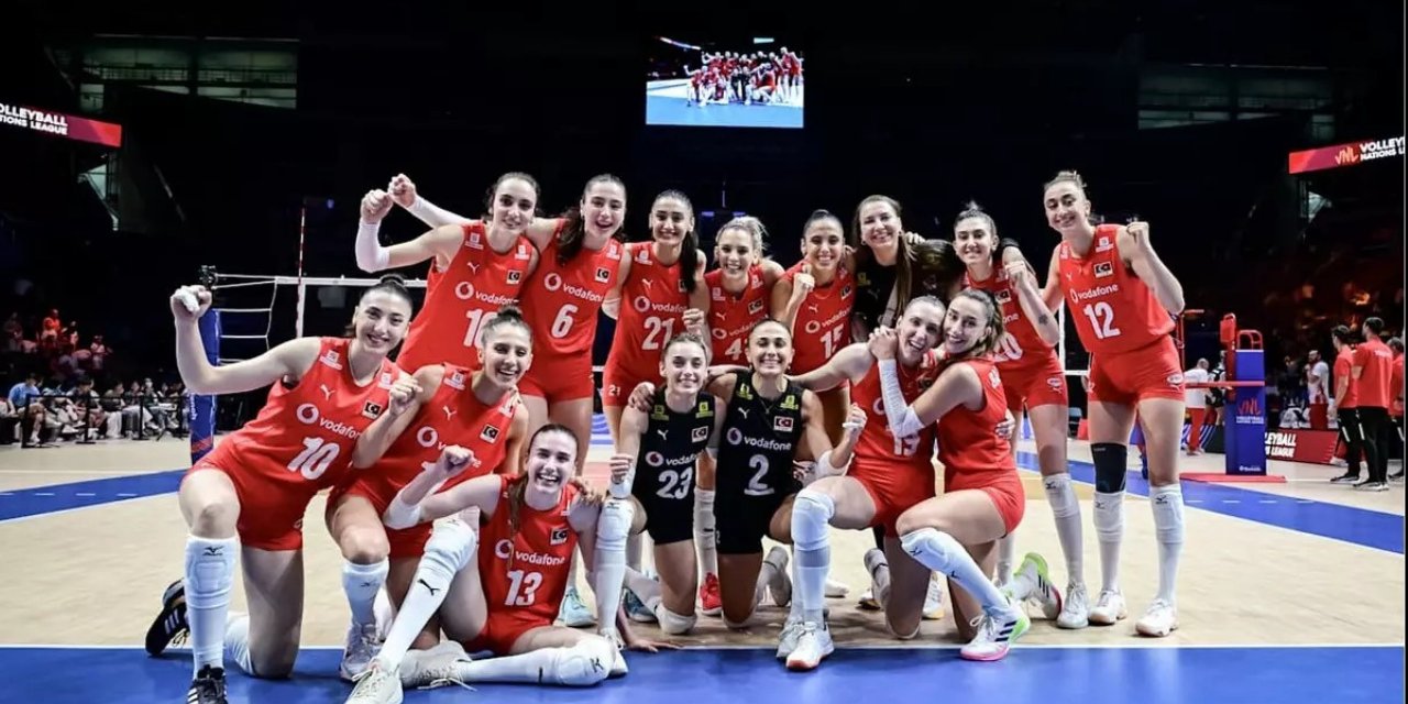 4'te 4 yaptılar ama: Filenin Sultanları Milletler Ligi'nde bakın kaçıncı sırada
