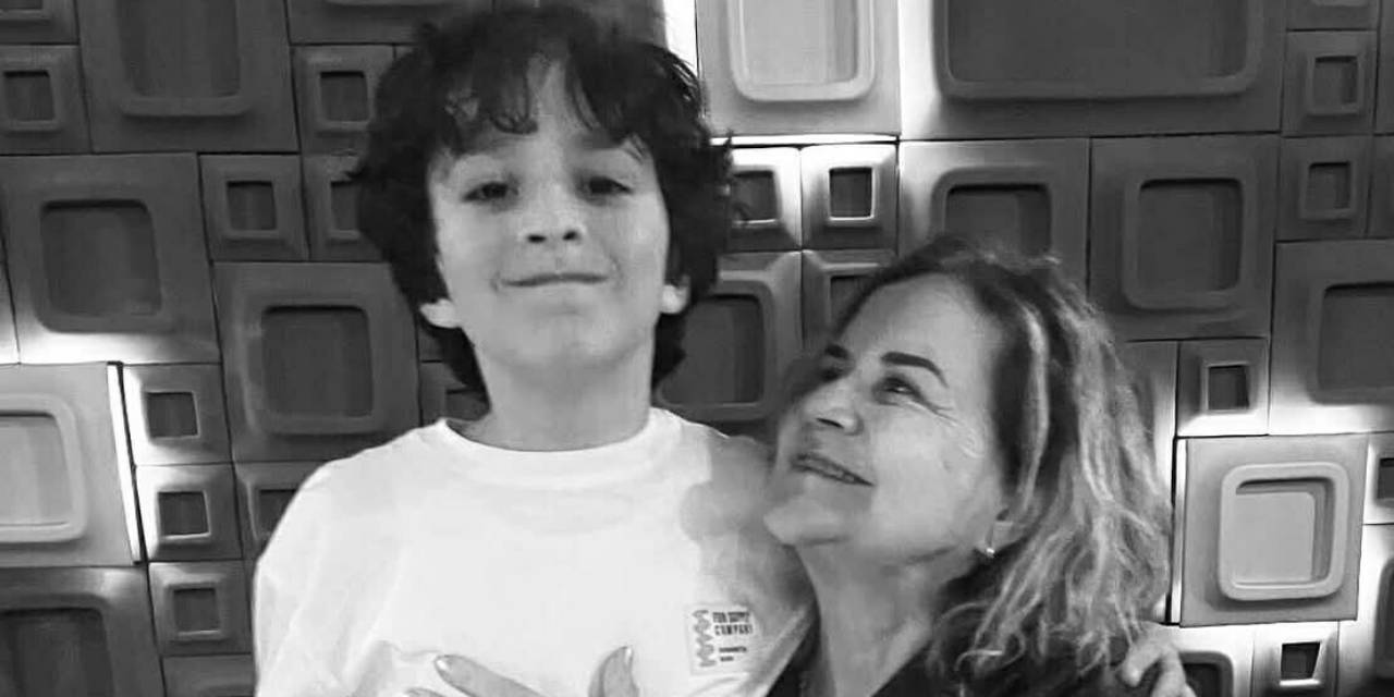 Aynı araçta hayatlarını kaybeden anneanne ile torun toprağa verildi