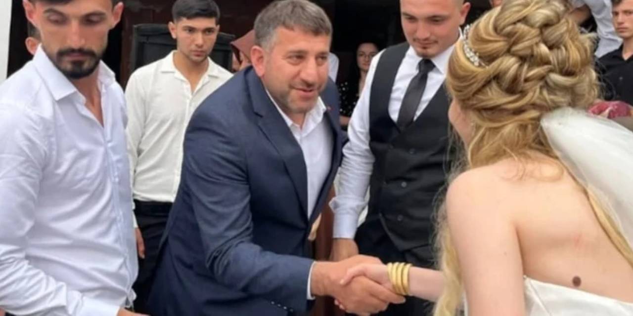 AKP'li Belediye vergilerle altın alıp takı taktı