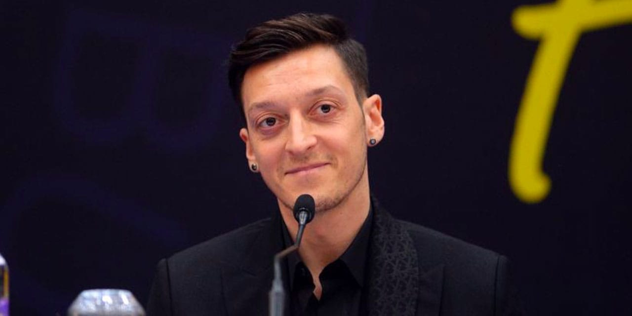 Fenerbahçe'de Mesut Özil depremi