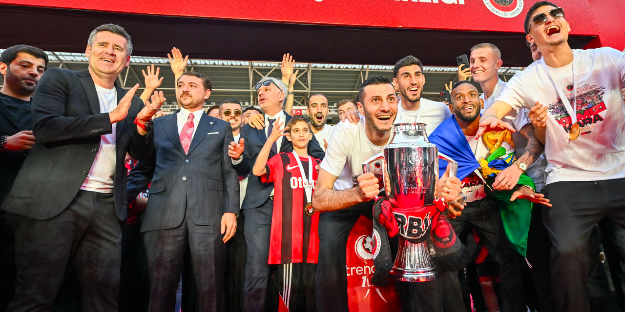 Süper Lig ekibinde 800 forma kayboldu