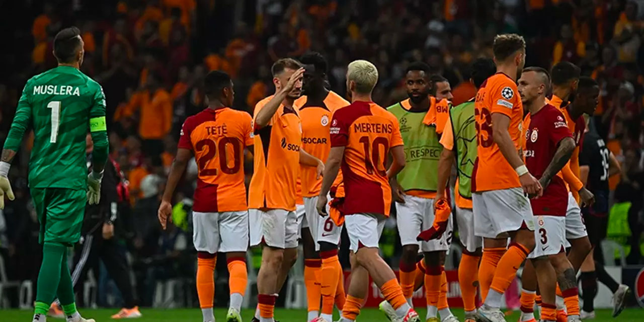 Galatasaray'da soyunma odasını birbirine kattı: Polis müdahale etti