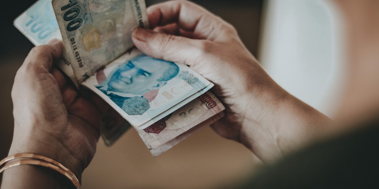 Emeklilere en çok o banka kazandırıyor: 27 bin lira verecek