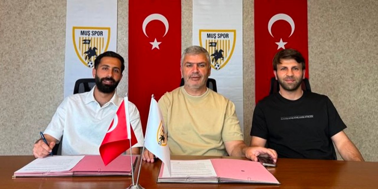 Muşspor'u 2. Lig'e çıkardı: 2 yıllık imzayı attı