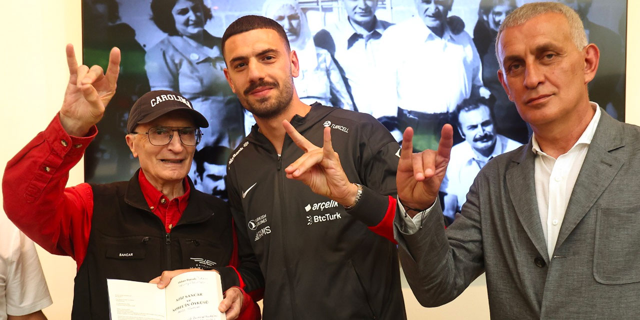 Merih Demiral fotoğrafın sırrını açıkladı