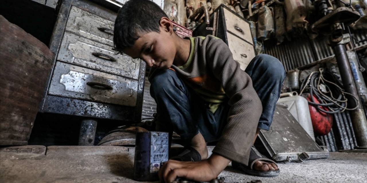 Eğitim-İş: MEB çocuk işçi bulma kurumuna dönüştü!