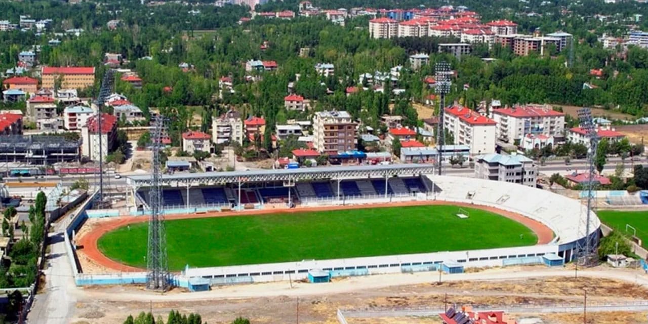 Vanspor İstanbul'a taşınıyor: Taraftarlar şampiyonluğa sevinemedi