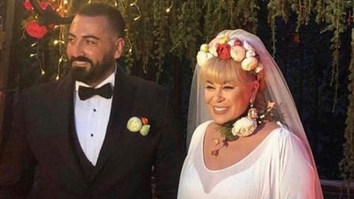 Zerrin Özer evlendi!