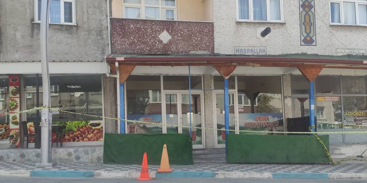 Kavgayı ayırmaya çalışan çiğköfteci kalbinden vurularak öldü!