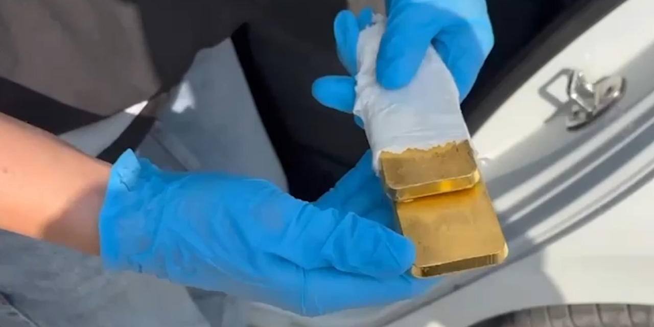 Moldovalı Konstantin'in aracından külçe külçe altın çıktı