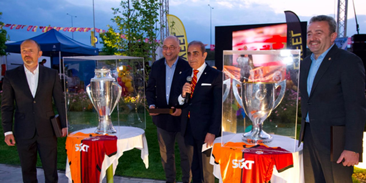 Galatasaray Romanya'yı salladı