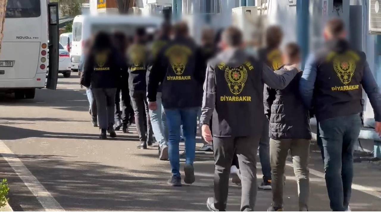 Kapkaççılara 'Çekirge' operasyonu: 12 tutuklama!