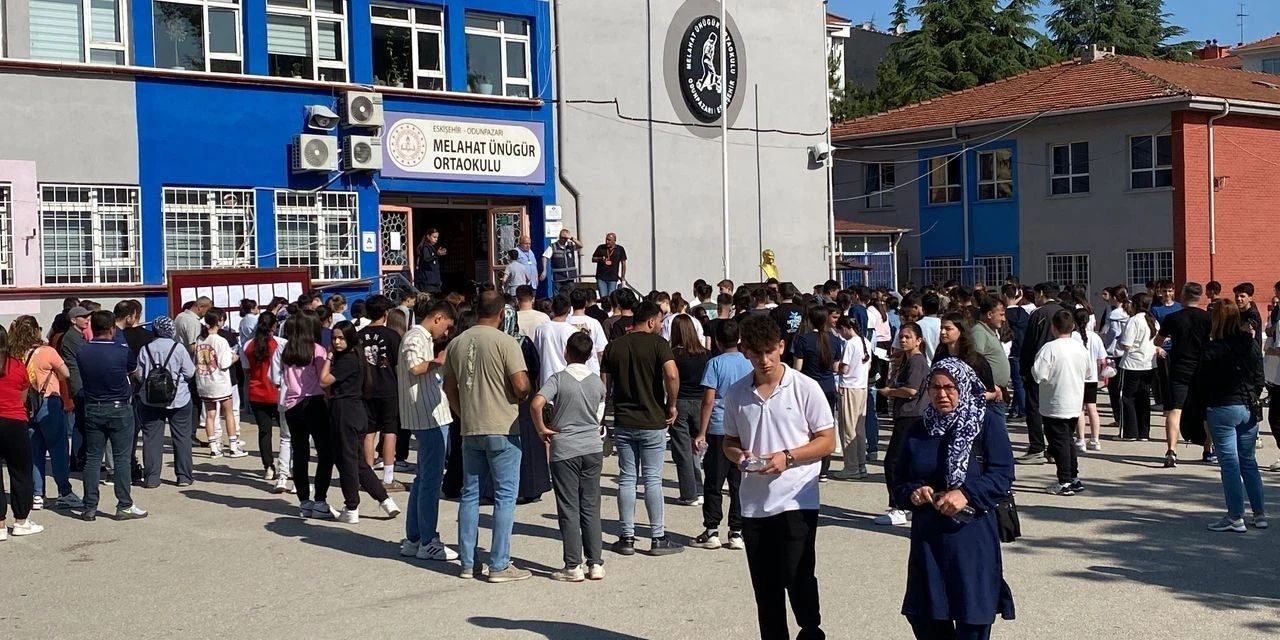 LGS soru kitapçığı ve cevap anahtarı erişime açıldı
