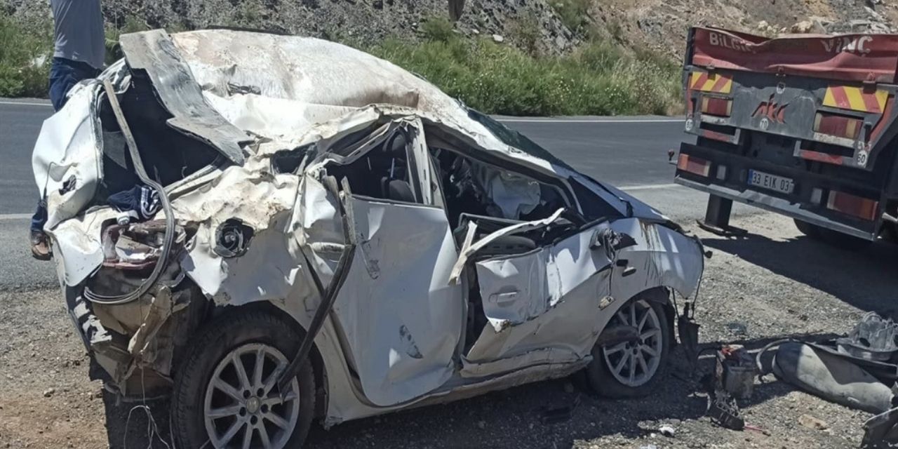 Feci kazada araç takla attı: 1 ölü, 1 ağır yaralı