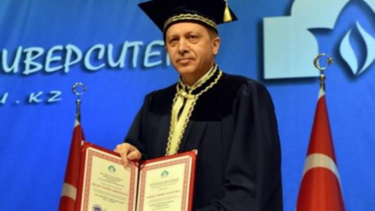 Erdoğan'ın diploması için top yeniden noterde!