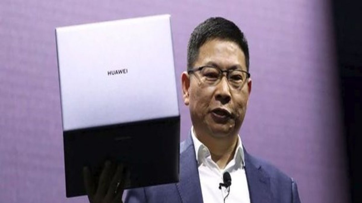 Microsoft'tan yeni karar! Huawei ürünlerini tekrar listeye ekledi