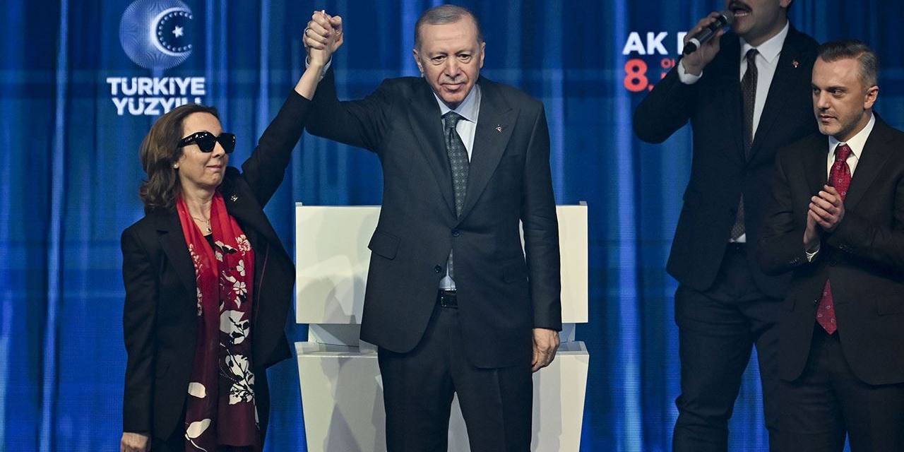 Özbudun koltuğu kaptı! Komisyonun başında artık o var