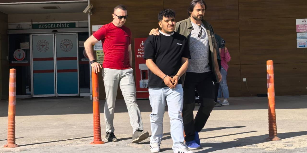 Şakalaşırken sigara paketini düşüren arkadaşını bıçakladı!