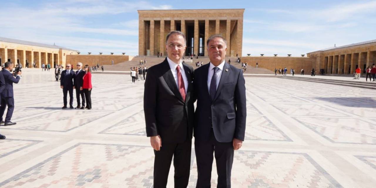 Nuri Aslan'dan Mehmet Murat Çalık tepkisi: Hepimizin vicdanını sızlatıyor