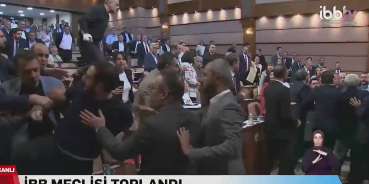 AKP'li üyenin sözlerinin ardından mecliste ortalık karıştı!