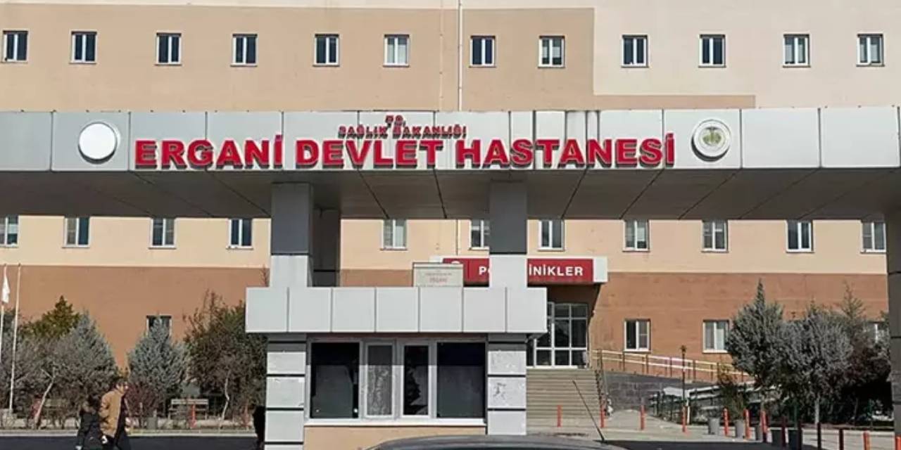 2 kızını uyurken bıçakladı! Psikolojik sorunları olduğu iddia edildi