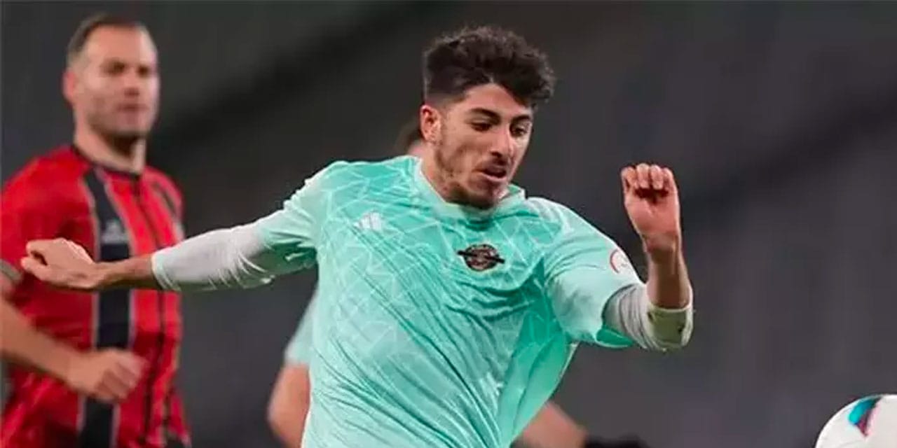 Süper Lig devleri istedi Rizespor imzayı attırdı