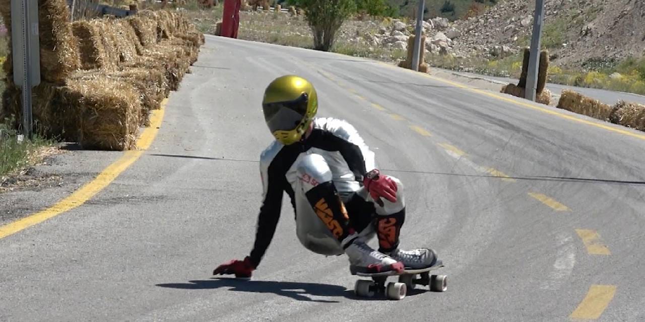 Kaykay için 21 ülkeden Erzincan'a geldiler