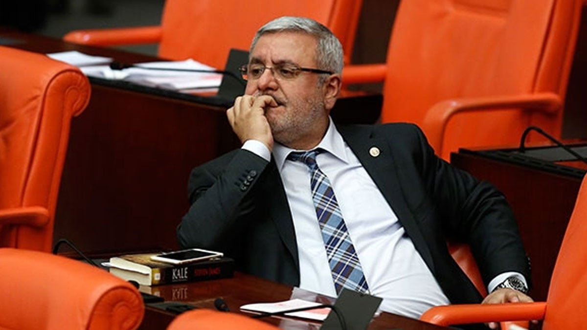 AKP'li Metiner, FETÖ tweeti ile ilgili yorumundan dolayı özür diledi