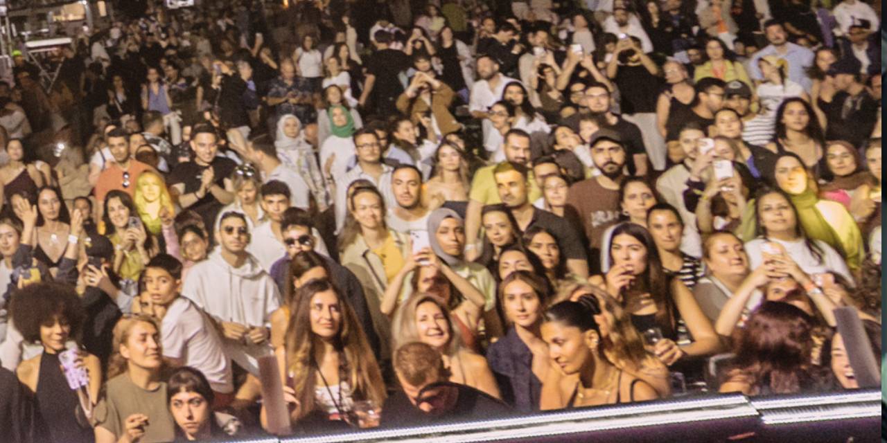 İstanbul burada buluştu! Binler akın akın geldi