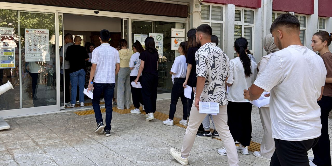 YKS'de Alan Yeterlilik Testleri oturumu başladı