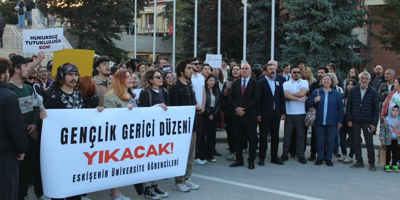 Eskişehir’de öğrencilere disiplin soruşturması: Baro’dan anayasa uyarısı