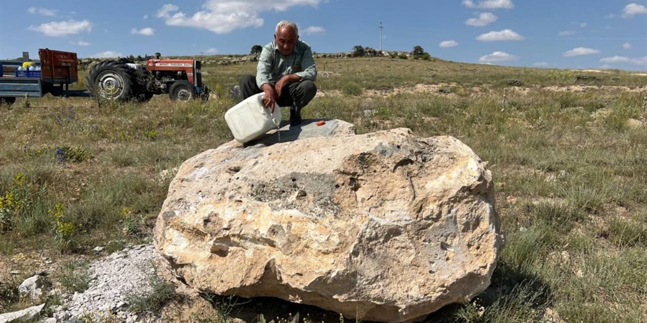 Kayaları oyuk oyuk deldi: 1985'ten beri yapmaktan vazgeçmedi